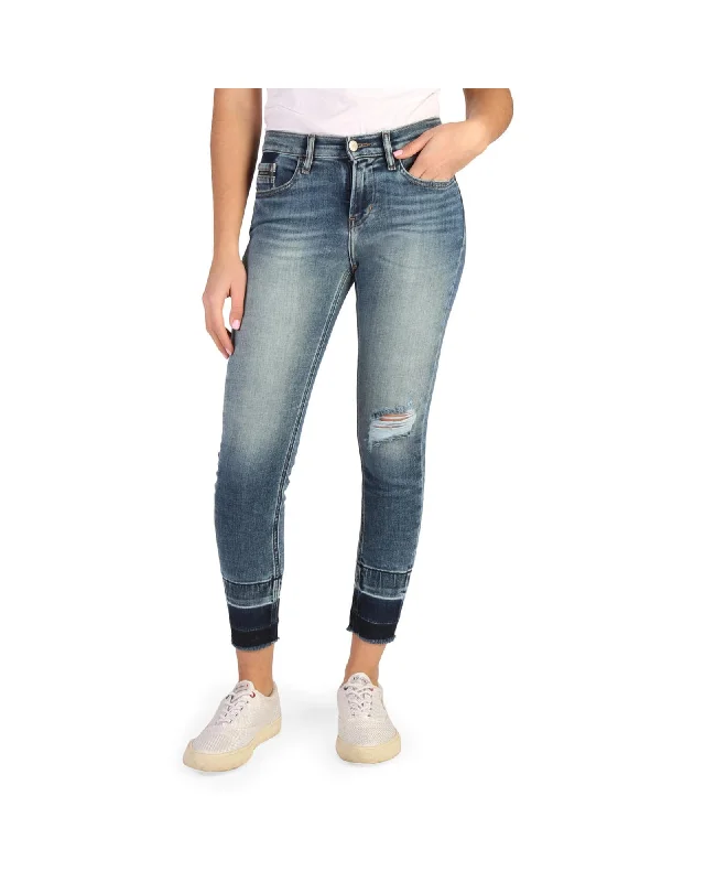 Calvin Klein Women's Mid Rise Skinny Distressed Jegging Jeans Casual Wide-Legged Denim Jeans Calvin Klein Women's Mid Rise Skinny Distressed Jegging Jeans Casual Wide-Legged Denim Jeans