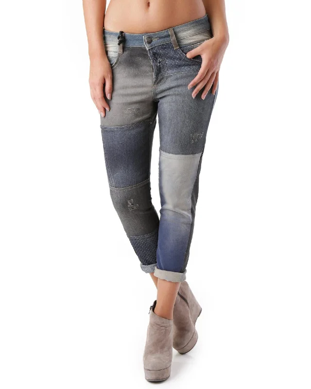 Worn Out Effect Jeans with Button Fastening and Pockets Comfortable Full-Length Denim Jeans Worn Out Effect Jeans with Button Fastening and Pockets Comfortable Full-Length Denim Jeans