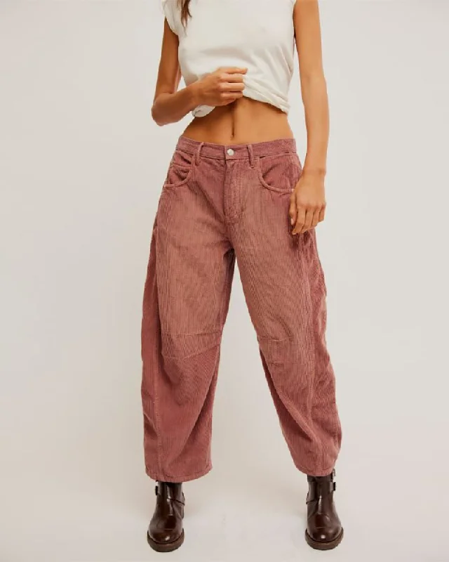 Free People We The Free Good Luck Mid-Rise Cord Barrel Jeans - WITHERED ROSE Stylish Acid-Wash Jeans Free People We The Free Good Luck Mid-Rise Cord Barrel Jeans - WITHERED ROSE Stylish Acid-Wash Jeans