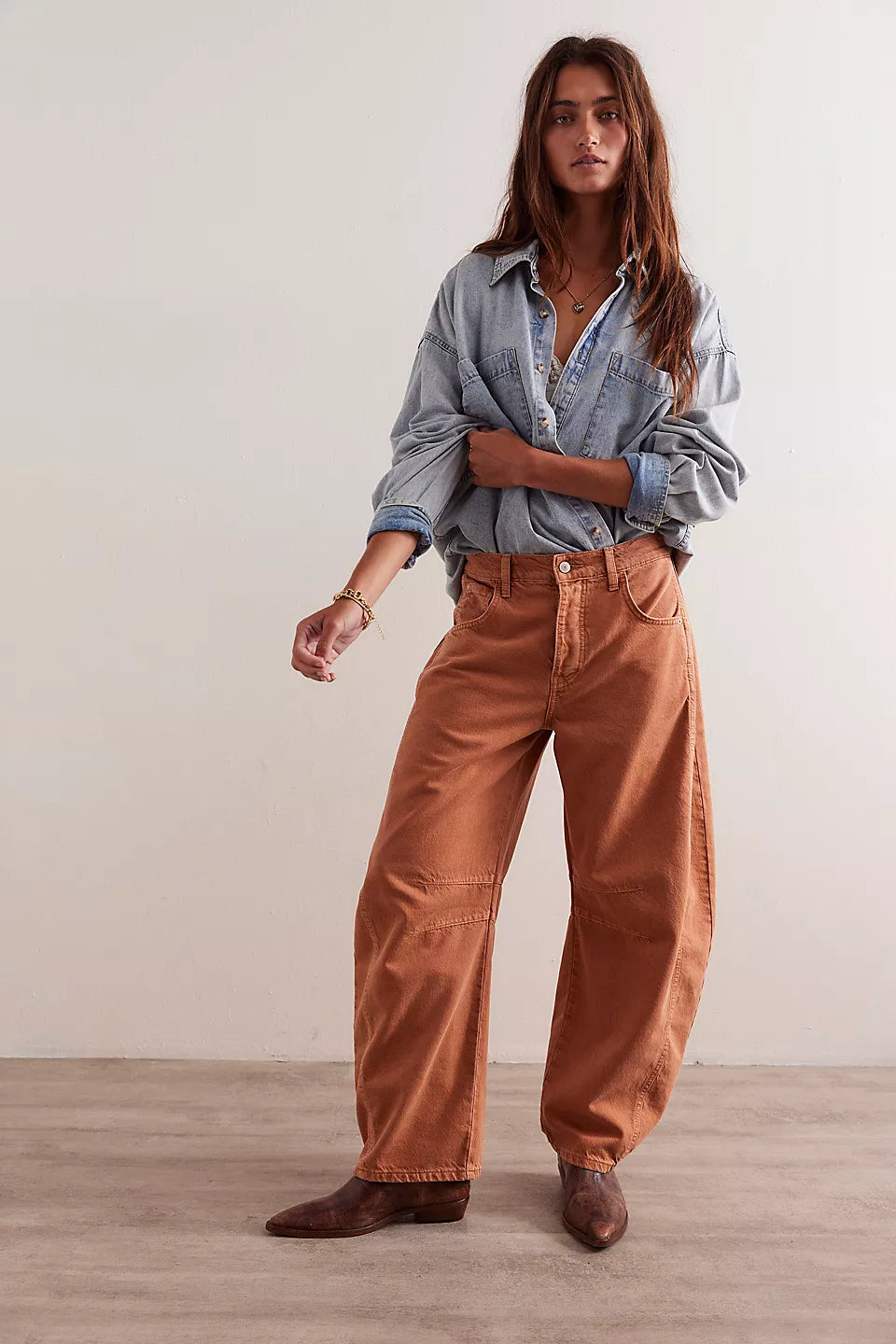 Free People We The Free Good Luck Mid-Rise Barrel Jeans - GINGER ROOT Stylish Slim Fit Denim Free People We The Free Good Luck Mid-Rise Barrel Jeans - GINGER ROOT Stylish Slim Fit Denim