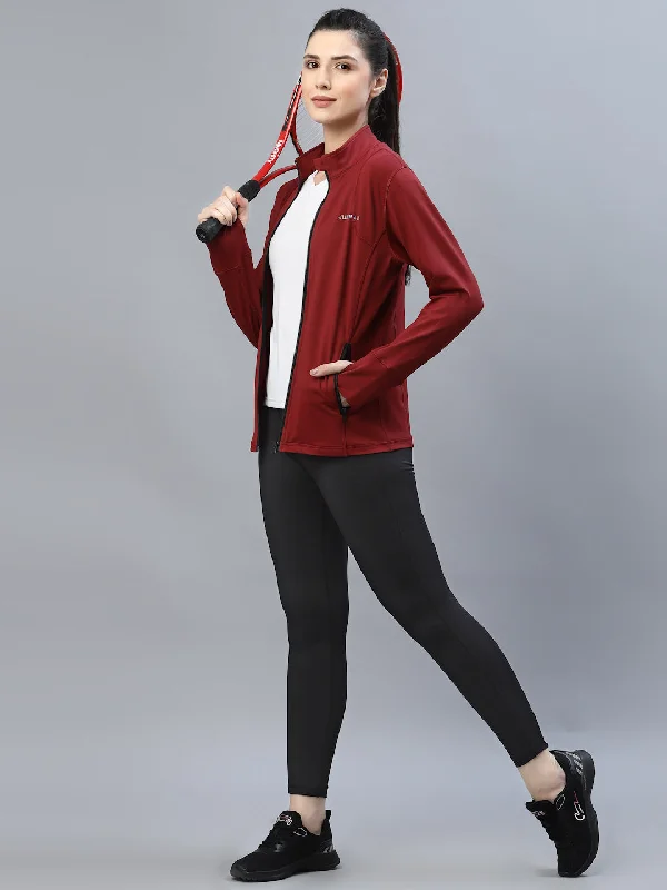 JUMP USA Women Maroon Solid Polyester Hiking Jacket Plaid T-Shirt Polka Dot Checkered JUMP USA Women Maroon Solid Polyester Hiking Jacket Plaid T-Shirt Polka Dot Checkered