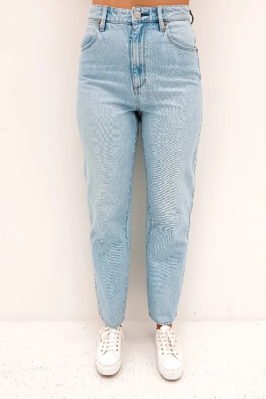 Claudia Hi Straight Jean Utopian Blue Comfortable Stretch Denim Jeans